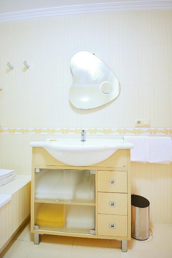 Galihost - Apartamento Con Piscina En El Centro De Sanxenxo Exterior foto