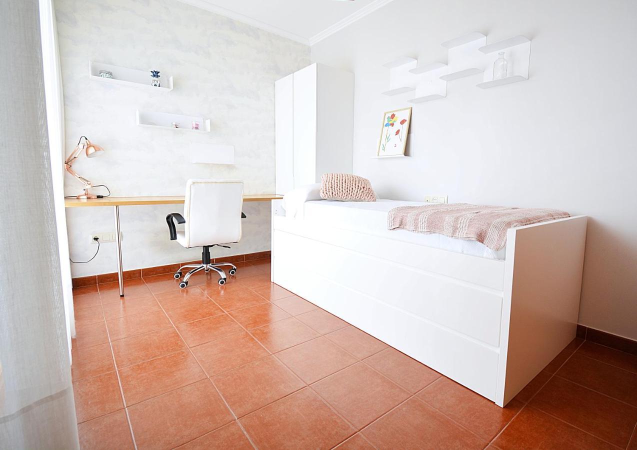 Galihost - Apartamento Con Piscina En El Centro De Sanxenxo Exterior foto