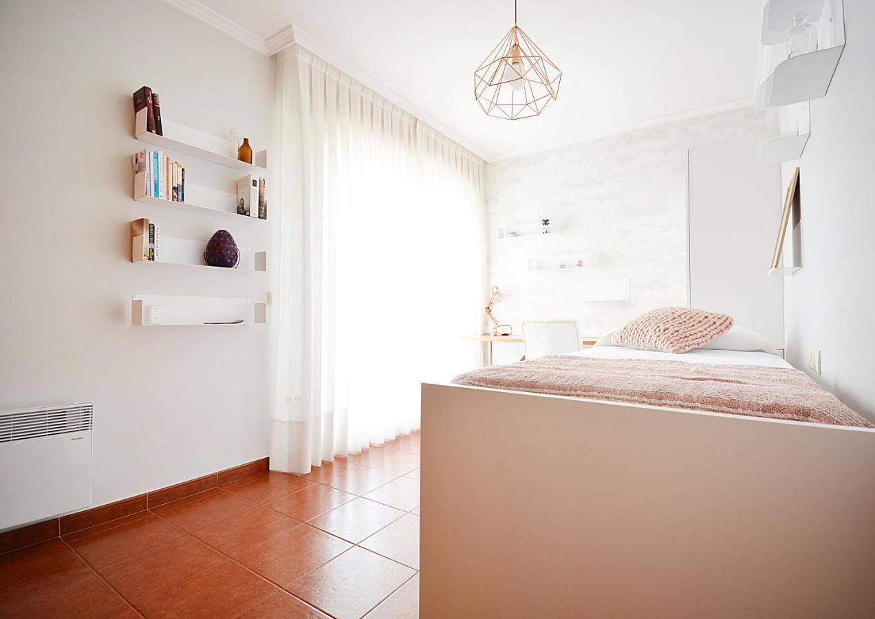 Galihost - Apartamento Con Piscina En El Centro De Sanxenxo Exterior foto